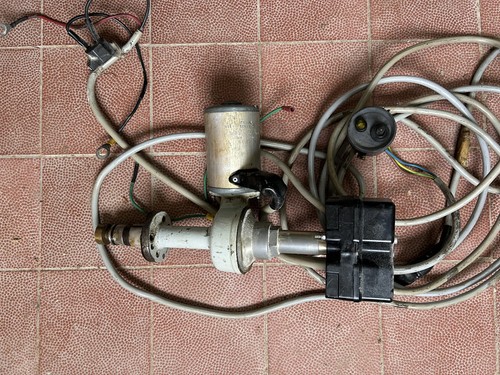 Volvo penta aq280 tilt trim - volvo,